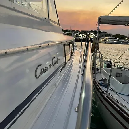 Rodos On The Sea Botel *